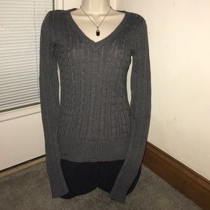 COPY - Medium Arizona v neck sweater